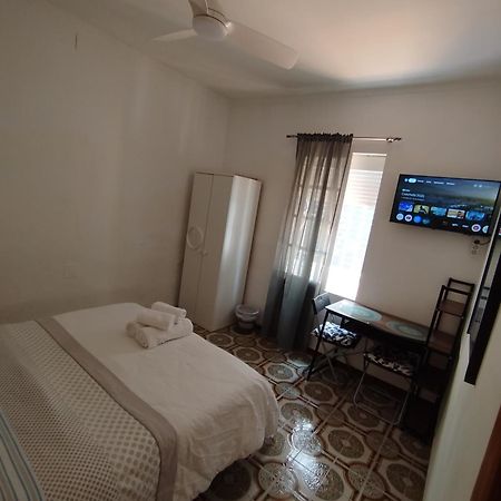 Malaga Center Rooms Buitenkant foto